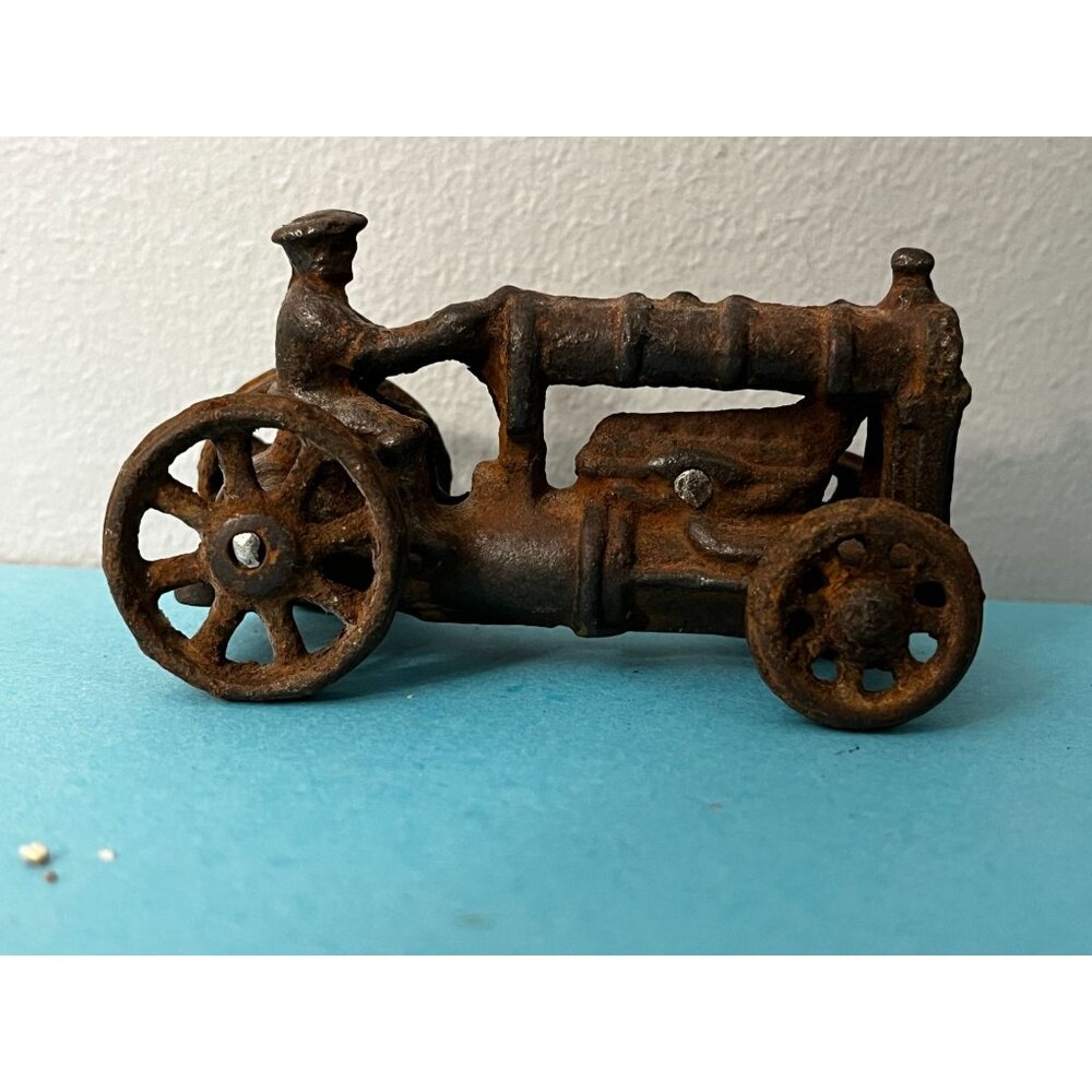 Vintage Cast Iron Tractor Farm Model AC Williams 5" Model,